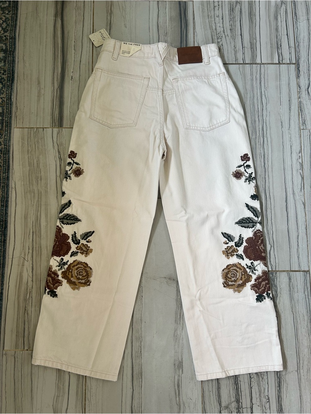 NWT We The Free Willow Cross Stitch
Embroidered Jeans in Parchment - Picture 7 of 16